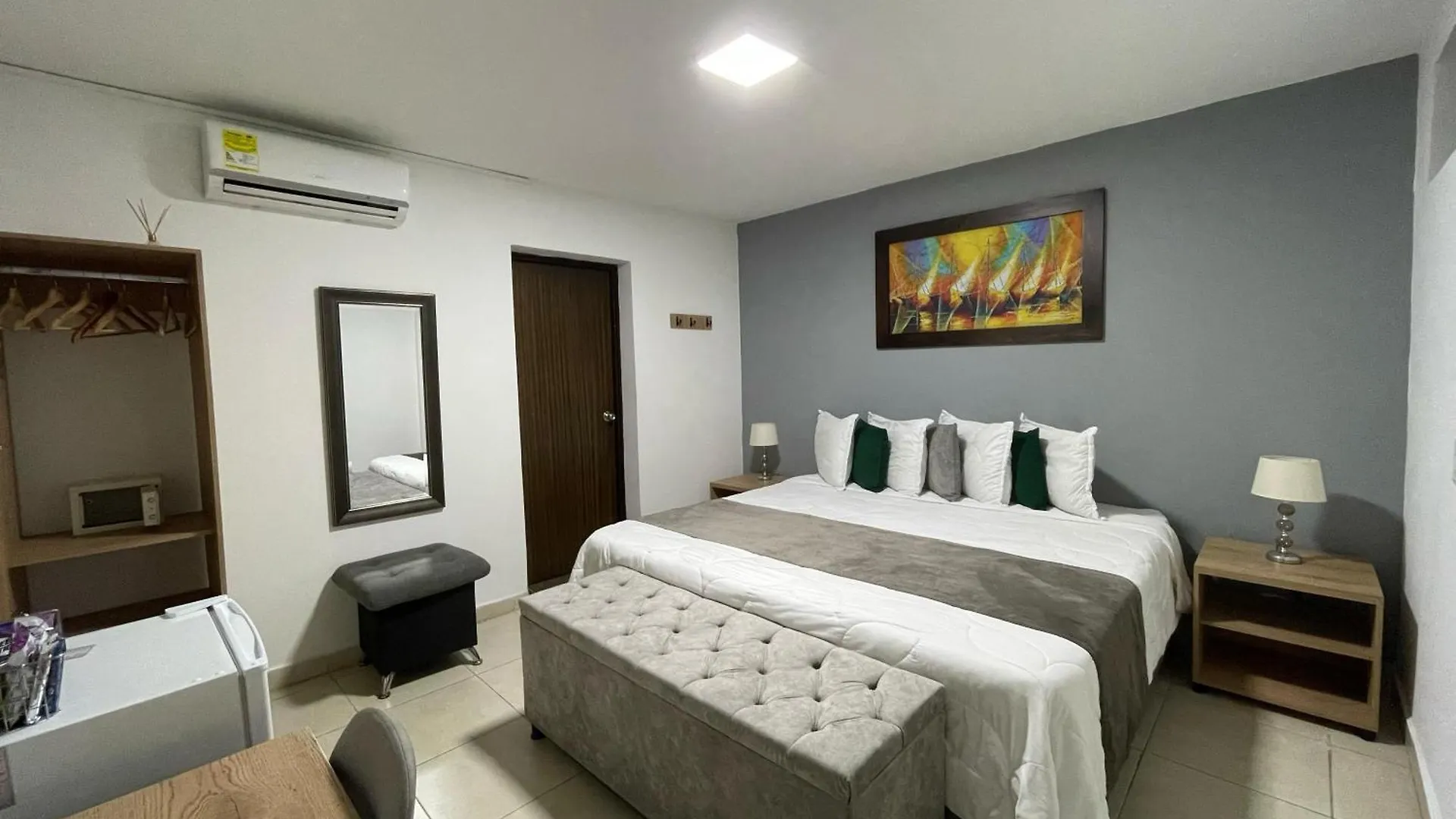 Aguacatala Hotel Boutique Medellin 4*,